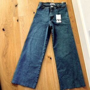 Zara kids jeans. Size 13-14 year old girls. 164cm. Light wash. Straight leg.